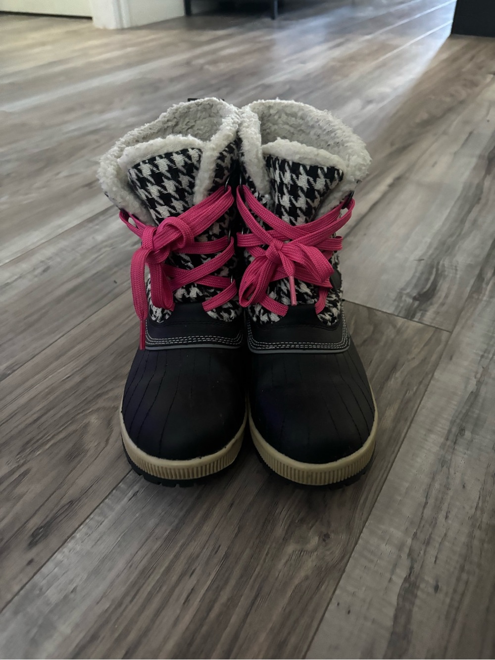 Khombu Telluride Houndstooth Snow Boots